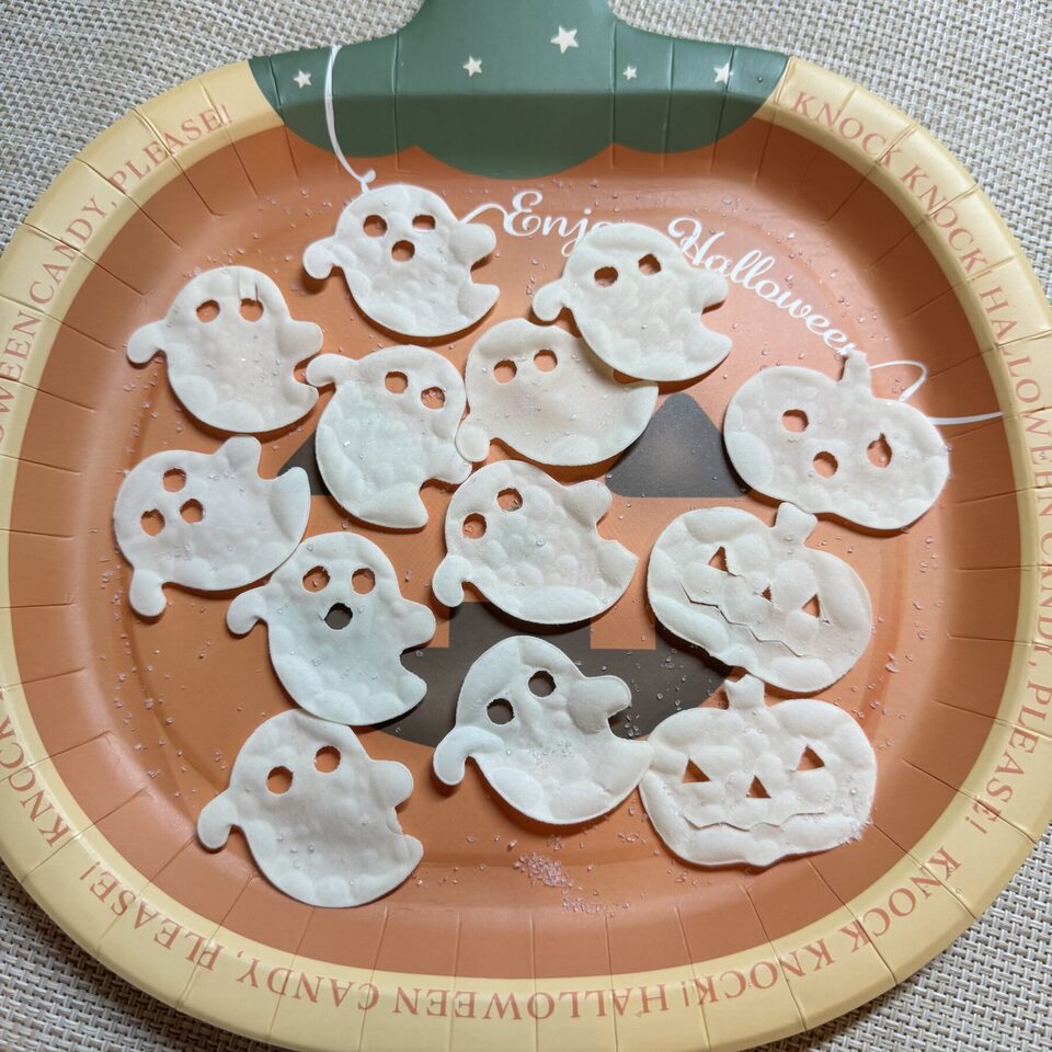 親子で作ろう！ ハロウィン餃子チップス